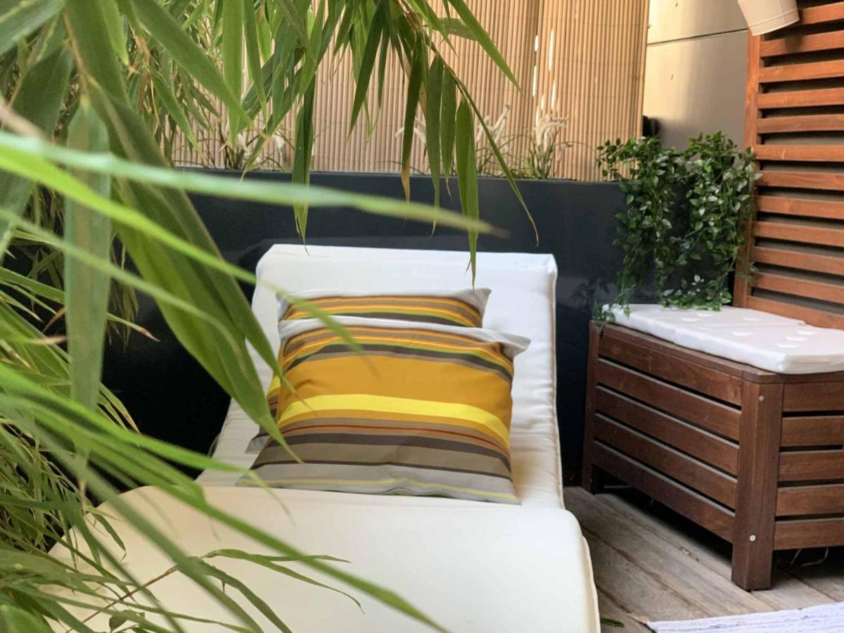 Luxury Downtown Appartement Mit Garage Graz Esterno foto